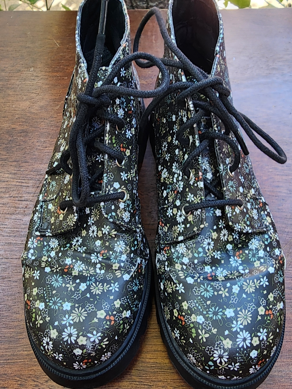 Arizona Jean Co Falcon Black Floral Combat Boots Lug Sole [8] - Picture 2 of 9